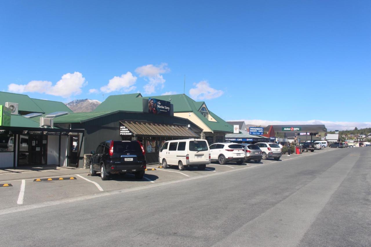 Le Refuge Ξενοδοχείο Lake Tekapo Εξωτερικό φωτογραφία